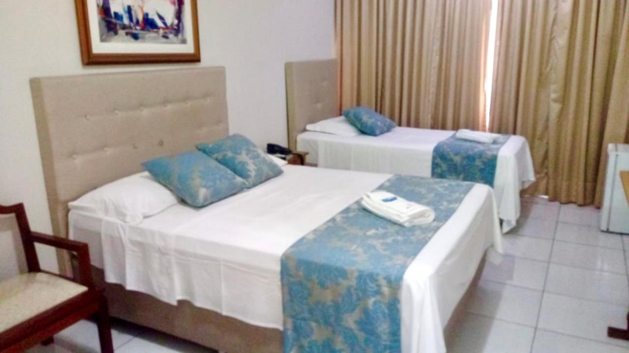 Max Hotel Núcleo Bandeirante Kültér fotó