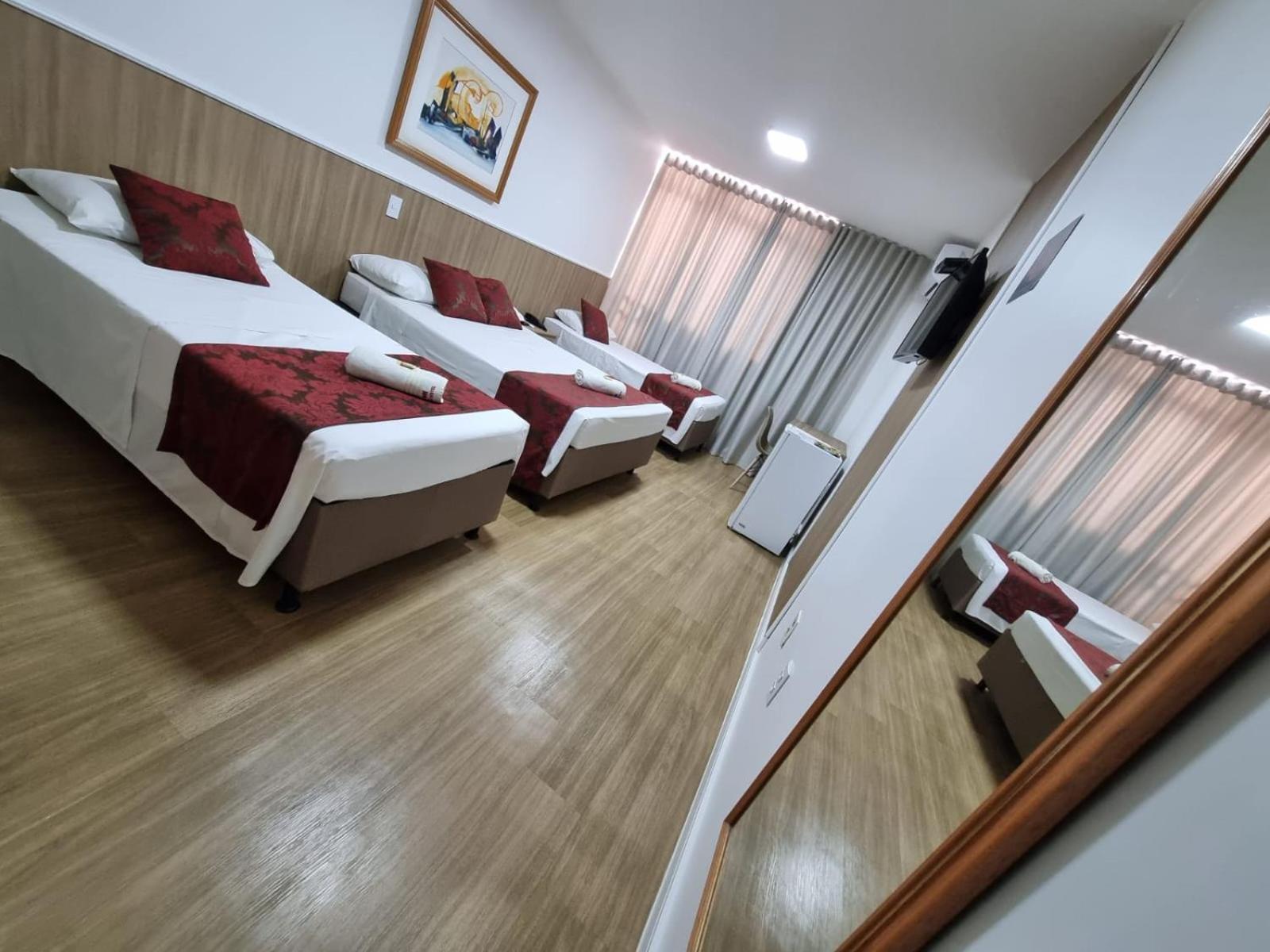 Max Hotel Núcleo Bandeirante Kültér fotó
