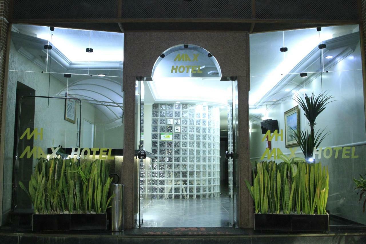 Max Hotel Núcleo Bandeirante Kültér fotó